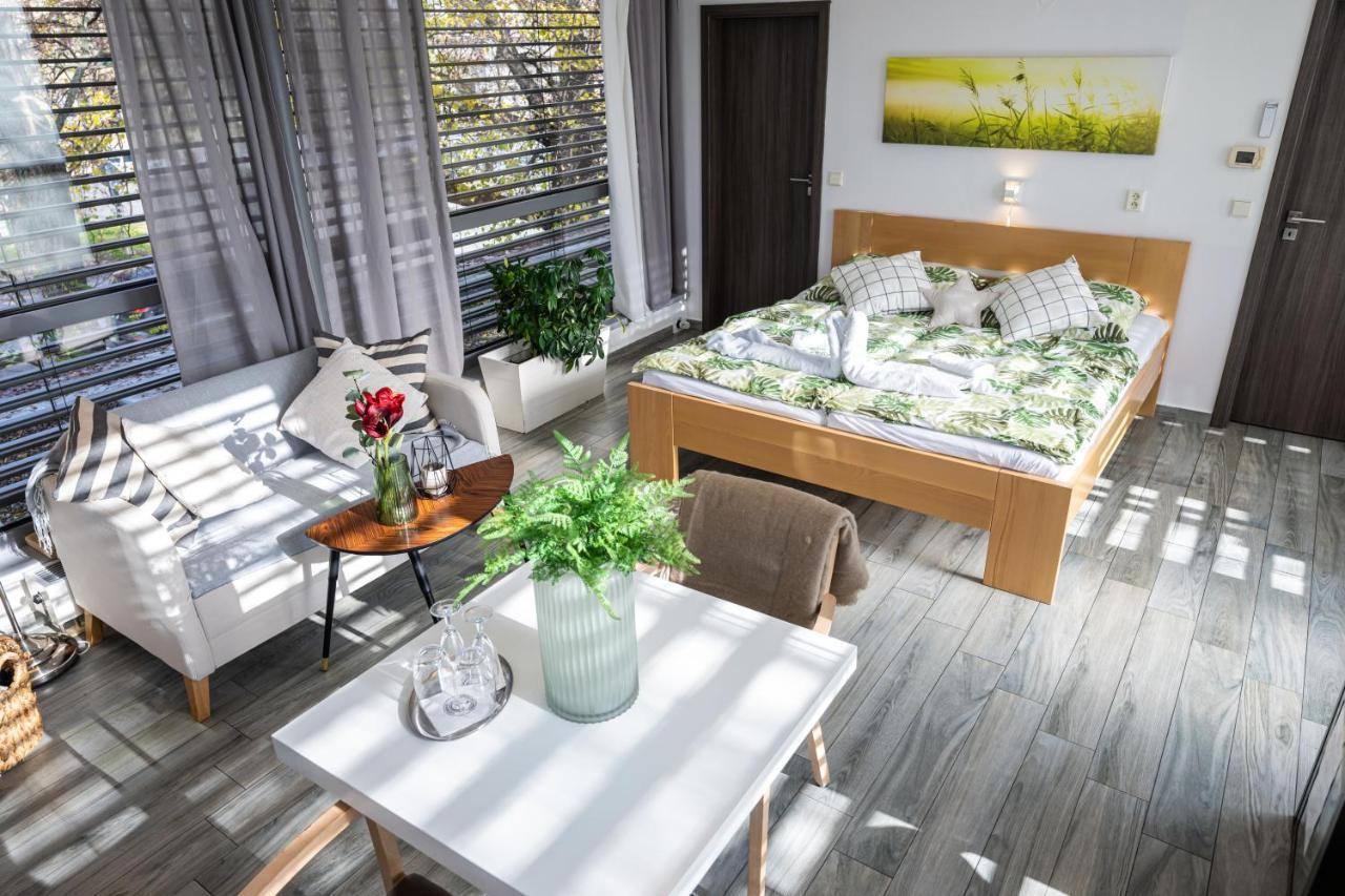 Atelier Lanna Bed & Breakfast Ceske Budejovice Exterior foto