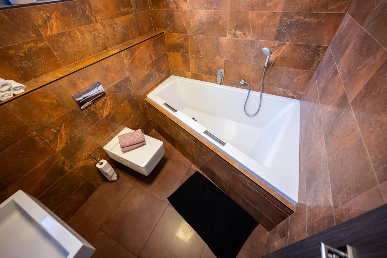 Atelier Lanna Bed & Breakfast Ceske Budejovice Exterior foto